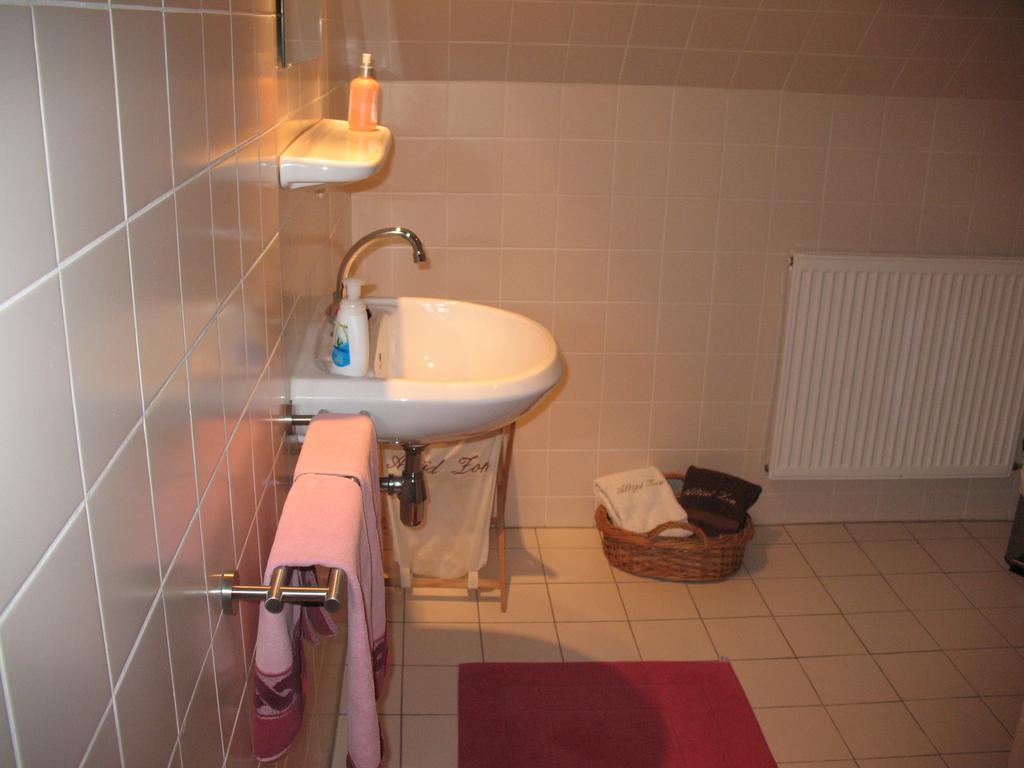 Altijd Zon Bed and Breakfast Oss Rum bild