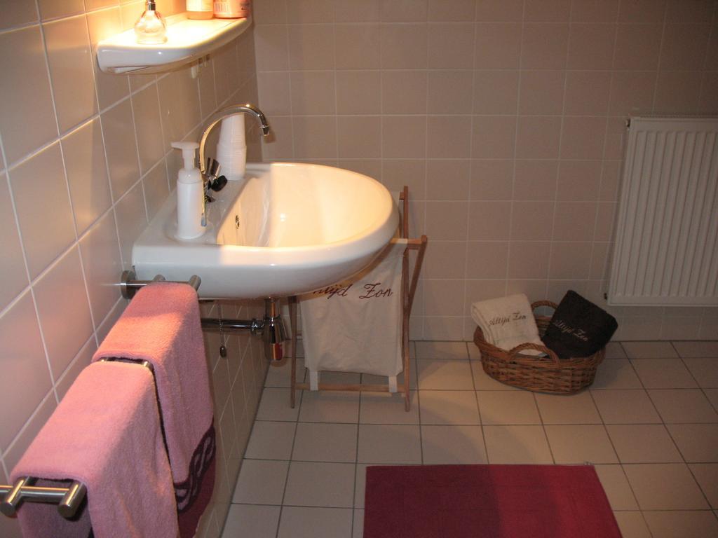 Altijd Zon Bed and Breakfast Oss Rum bild